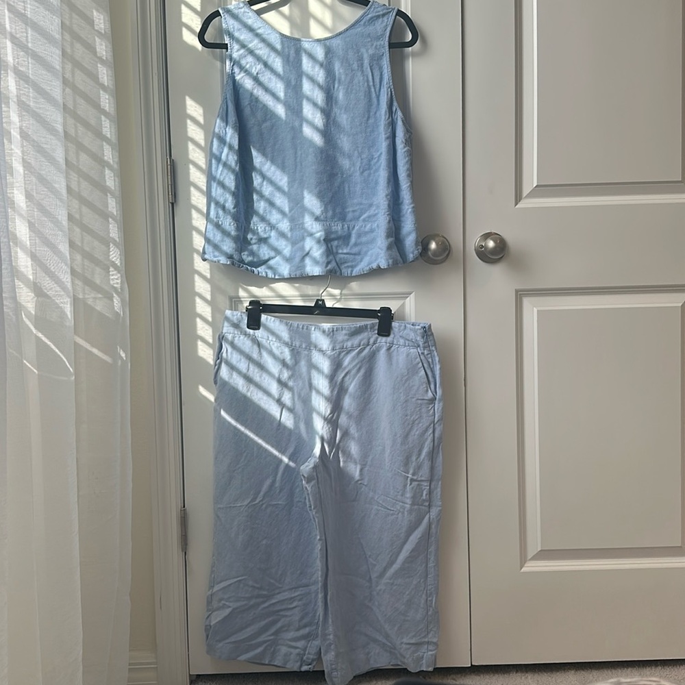 Loft brand linen tops size XL bottom size 14petite